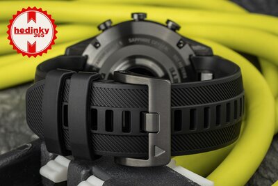 Garmin MARQ 2 Athlete Carbon Edition (Premium) + HRM-Pro Plus Heart Rate Monitor