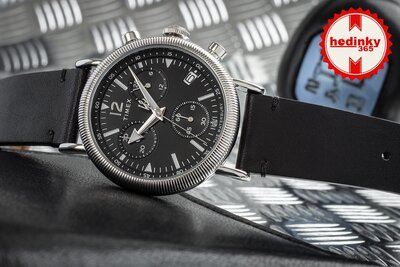 Timex Waterbury TW2W20600UK