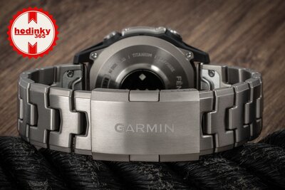 Garmin Fenix 8 AMOLED 47 mm, Exclusive Titanium Graphite Titanium Band (Premium) (+ extra strap)