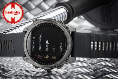 Garmin Fenix 8 SOLAR 51 mm, Sapphire Carbon Gray DLC Titanium Black
