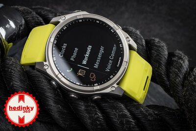 Garmin Fenix 8 SOLAR 51 mm, Sapphire Graphite Titanium Yellow Band