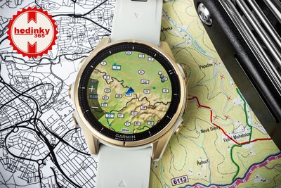 Garmin Fenix 8 AMOLED 43 mm, Sapphire Soft Gold Stainless Steel Fog Gray