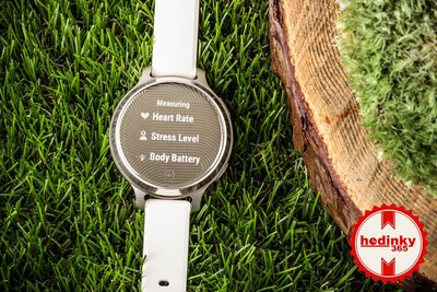 Garmin Lily 2 Active Lunar Gold / Bone Silicone Band