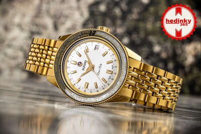 Rado Captain Cook Over-Pole R32193018 Limited Edition 1962 pcs (+ spare strap and travel case)