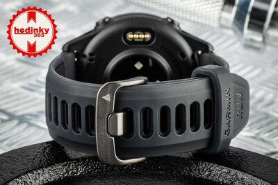 Garmin Forerunner 570 (42 mm), Slate Gray, Translucent Black