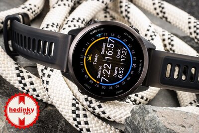 Garmin Forerunner 570 (42 mm), Slate Gray, Translucent Black