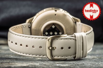 Garmin Venu 4 41mm Lunar Gold / Light Sand, Leather Band (+ extra strap)