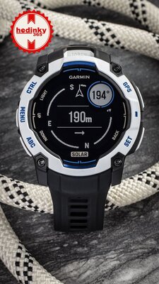 Garmin Instinct 3 SOLAR 50mm, Black/Bolt Blue