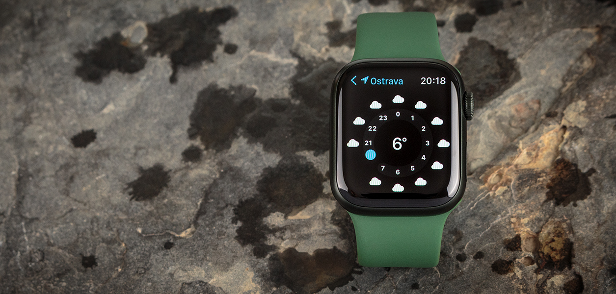 Watch Apple Watch Series 7 GPS, 41mm, Green Aluminium Case with Clover  Sport Band